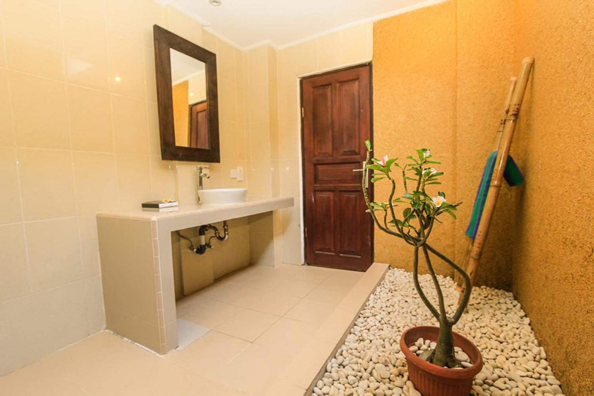 Radiant Jepun Villa Legian Eksteriør billede